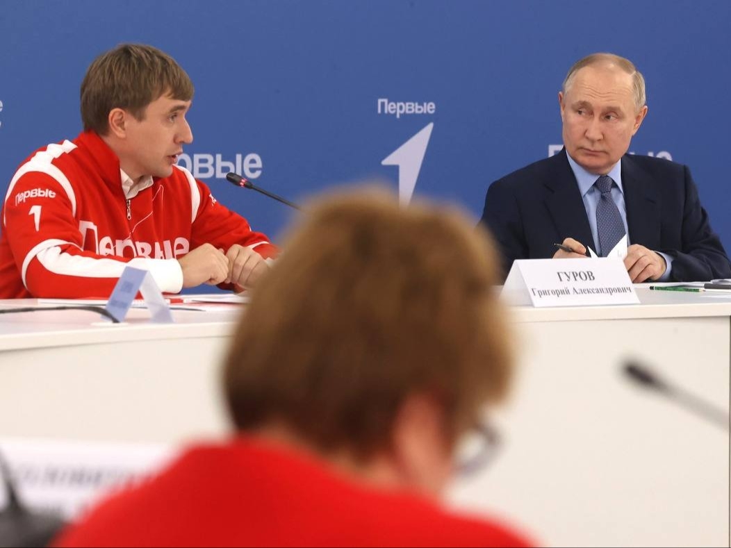 Владимир Путин провел заседание Наблюдательного совета Движения Первых 